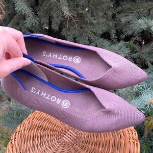 Rothy’s Rare Retired The Point Pointed Toe Flat Mink Taupe Mauve Size 9